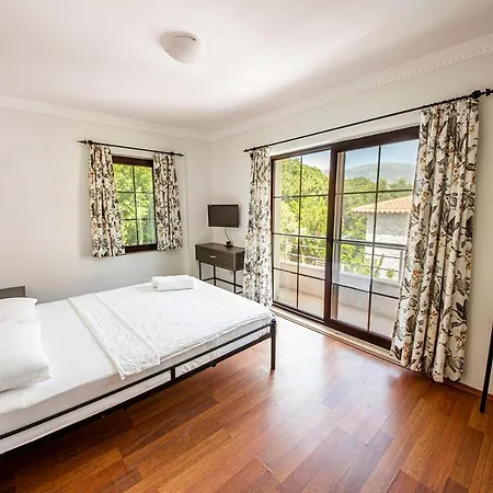 Tatilsihirbazi Villa Merla * Kaş